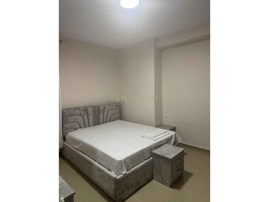 2+1 Apartment for rent in Plazh Hekurudha !