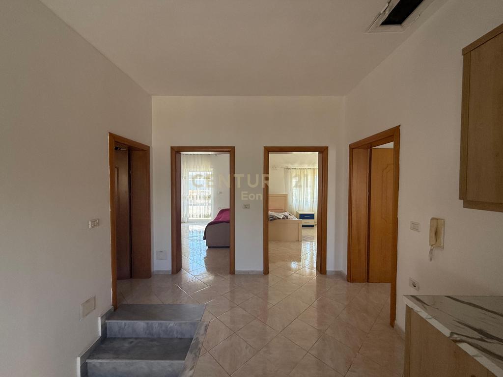 VILLA SUPER IN VENDITA NEL QUARTIERE 17, DURRES !!!