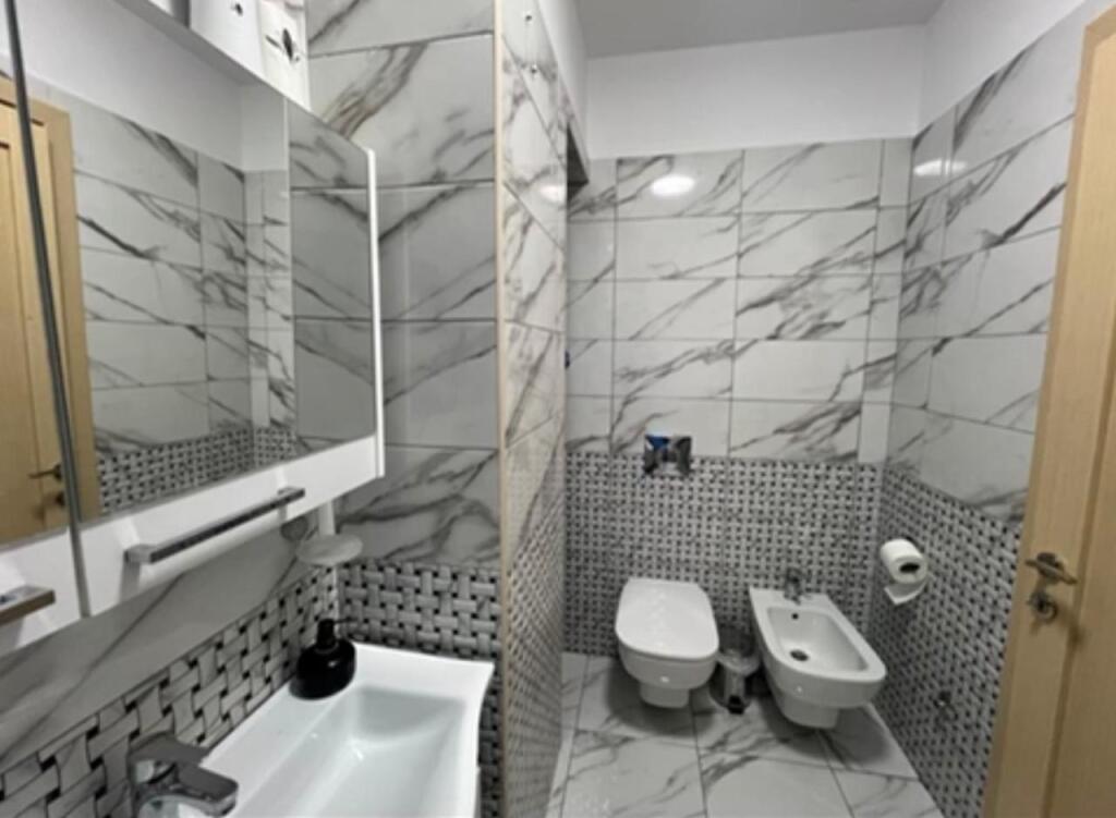 For rent 2+1 at Fratari Complex, Botanical Garden