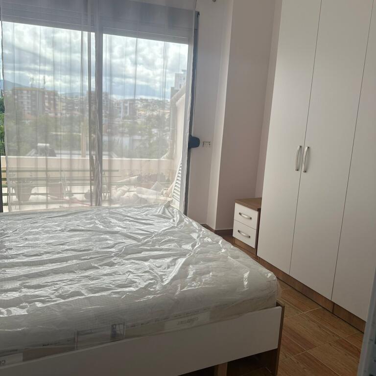 🚨Appartamento 3+1+2 in affitto 📍Brryli, vicino alla maternità Koco Glozheni  