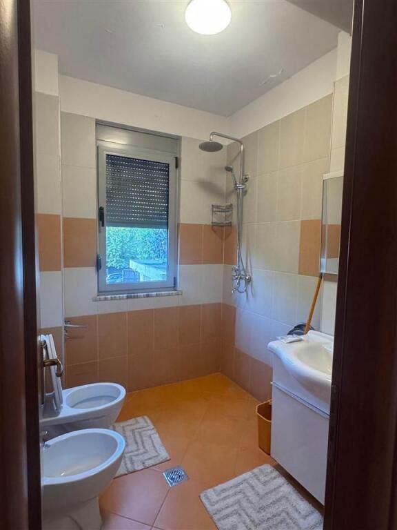 JEPET ME QERA APARTAMENT 1+1 60.000 LEKE LIQENI I THATE