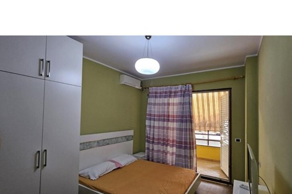 Studio apartment for rent near Boheme Astir
