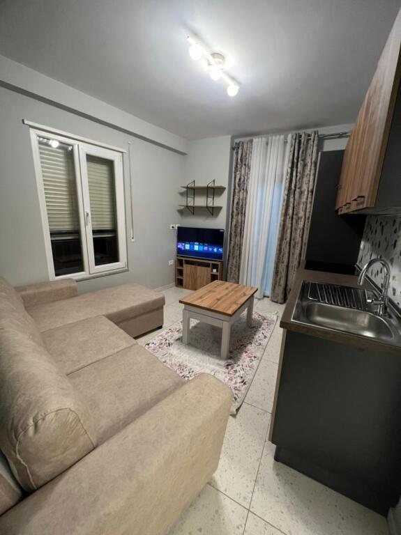 Jepet me qira 1+1 ASTIR Vila L 400€