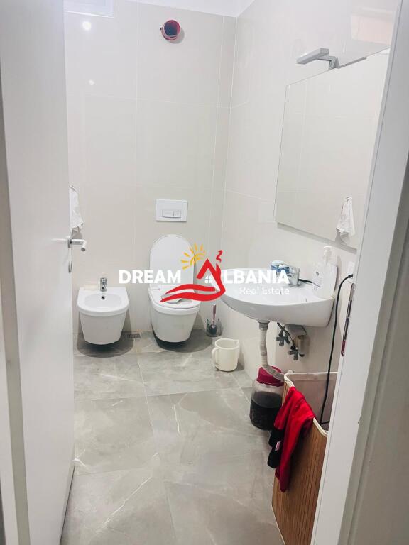 Apartment 2+1+2 for sale at 5 Maji near the Tirana Jone school (ID 41212030)