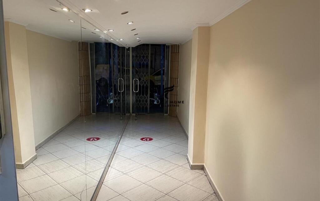 SHOP FOR RENT 62M2 SELVIA 400 EURO