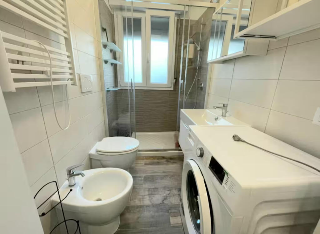 Apartament me qera 1+1 tek Rruga Bardhyl (ID B211367) Tirane