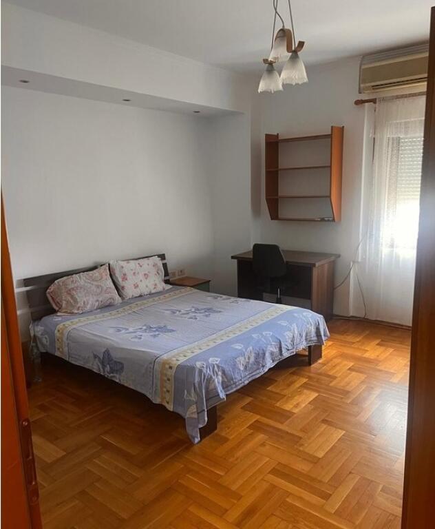 APPARTAMENTO IN AFFITTO 2+1+2, IN VIA KAVAJES