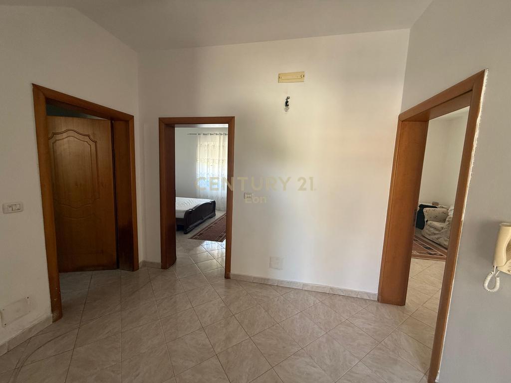 VILLA SUPER IN VENDITA NEL QUARTIERE 17, DURRES !!!