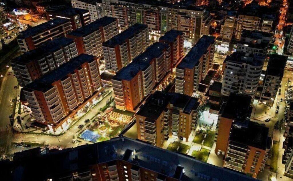 Shitet Apartament 1+1 Kompleksi Delijorgji