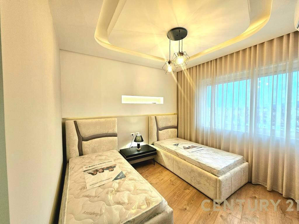 Apartment 2+1+2 for Rent – Panorama Complex, Tirana
