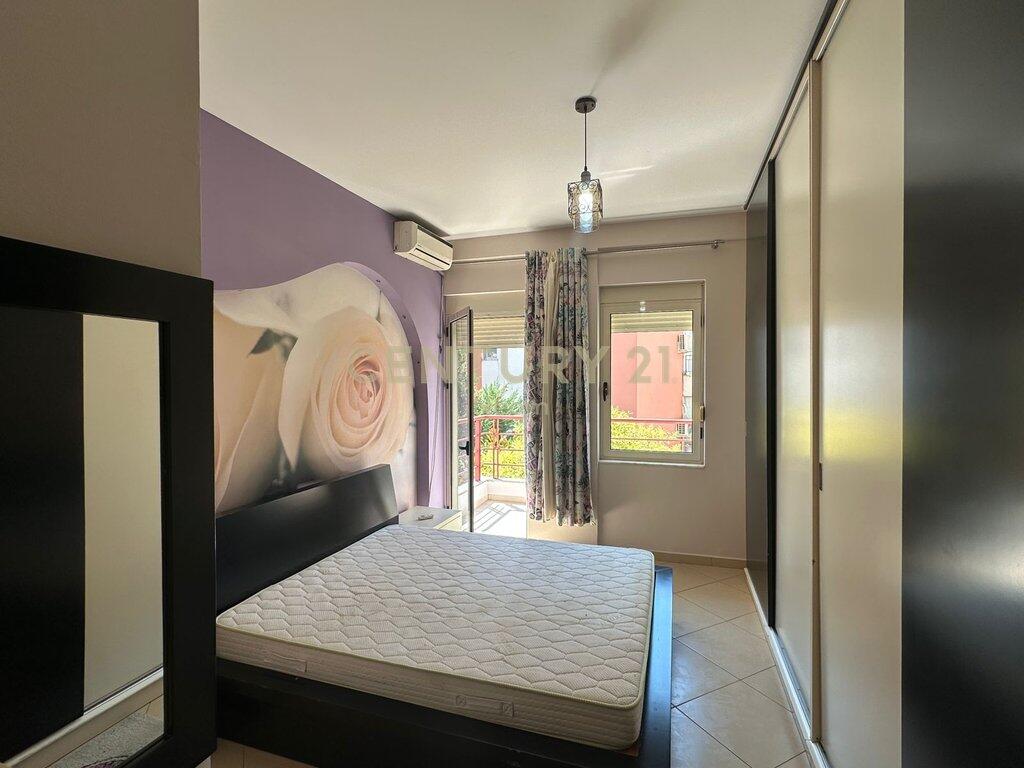 Apartament 1+1 për qira në zonën e Liqenit të Thatë!