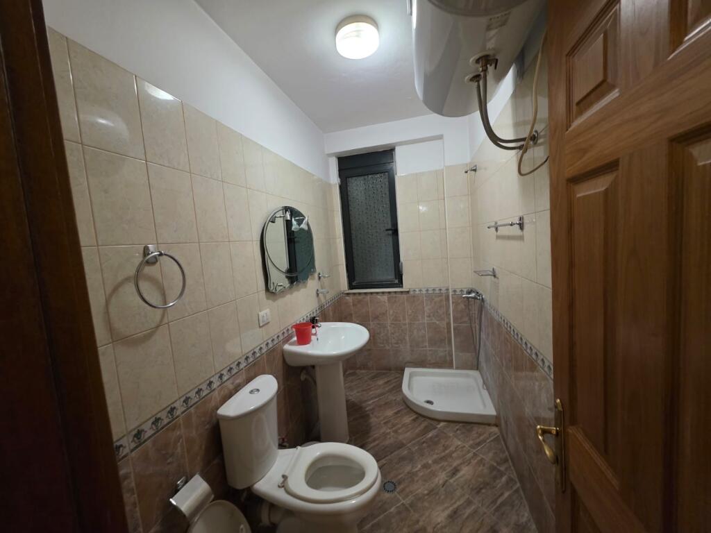 Jepet me qira 2+1+2 TE RRUGA 5 MAJI 500€