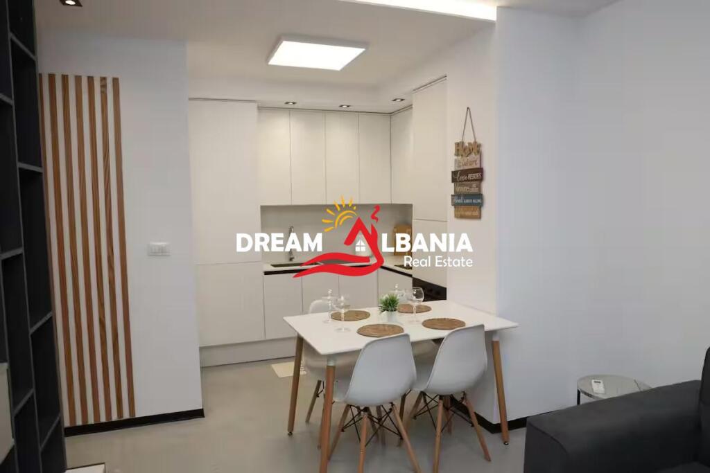 For rent for AirBnb 2 apartments 1+1 and studio on Kavaja street near Square 21 (ID 42111440)