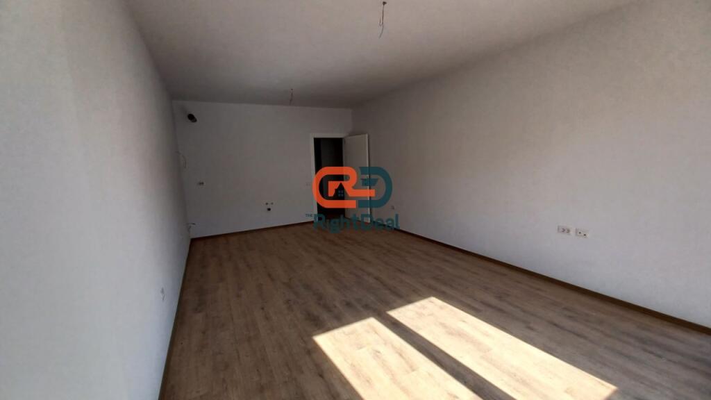 Tek Univers City, Shitet Apartament 2+1+2, Me Planimetri Perfekte, Gati Per Banim!