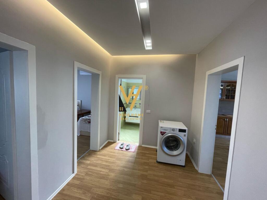 APARTMENT 2+1+2BLK FOR RENT IN KAMEZ 450 EURO