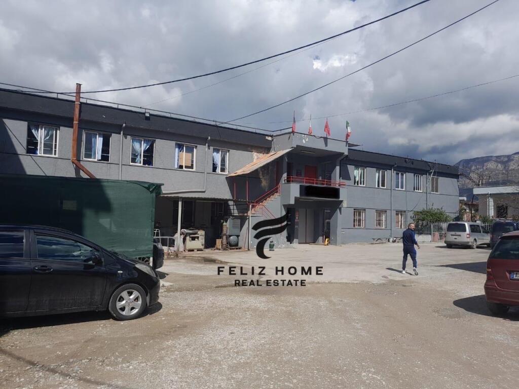 BUSINESS PREMISES FOR SALE 1300M2 BAJRAM CURRI BOULEVARD 1,500,000 EURO
