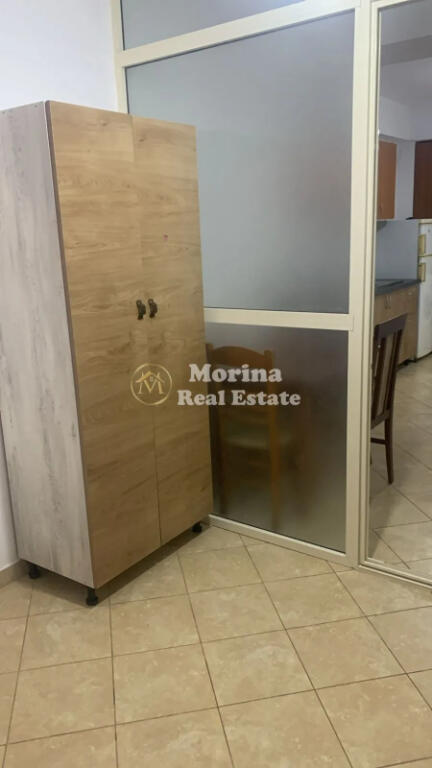 Studio apartment , 21 Dhjetori , 400 Euro/Month