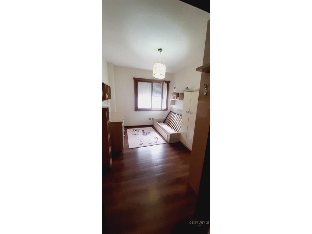 Apartment 2+1+ parking space for sale in Astir