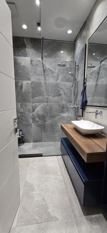 SUPER APARTMENT FOR RENT 1+1 AT SQUARE 21, TIRANA ALBANIA