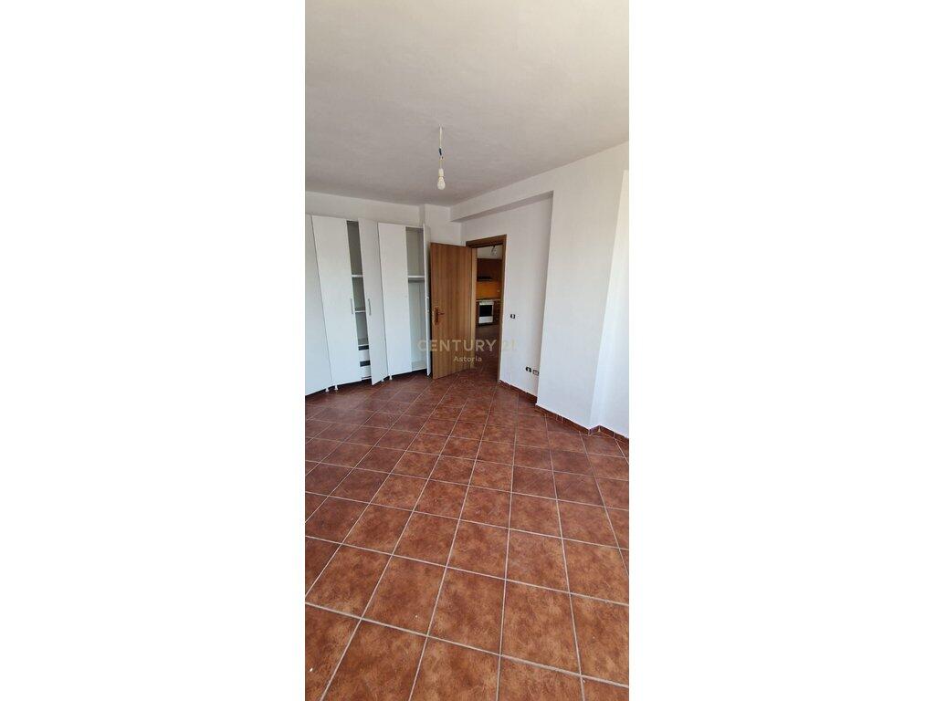 Appartamento 3+1+2 in vendita Yzberish!