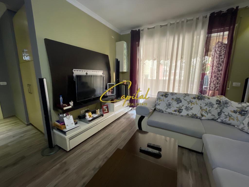 VENDESI APPARTAMENTO 2+1 KOMBINAT 105.000 EURO