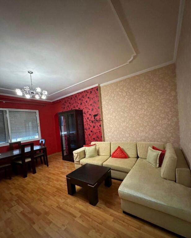APPARTAMENTO IN AFFITTO 1+1 VIA KAVAJES 500 EURO
