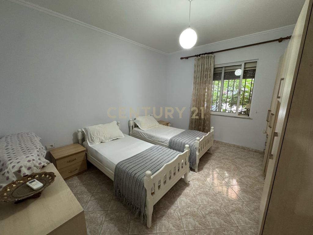 MYSLYM SHYRI, AFFITTIAMO CASA PRIVATA 3+1