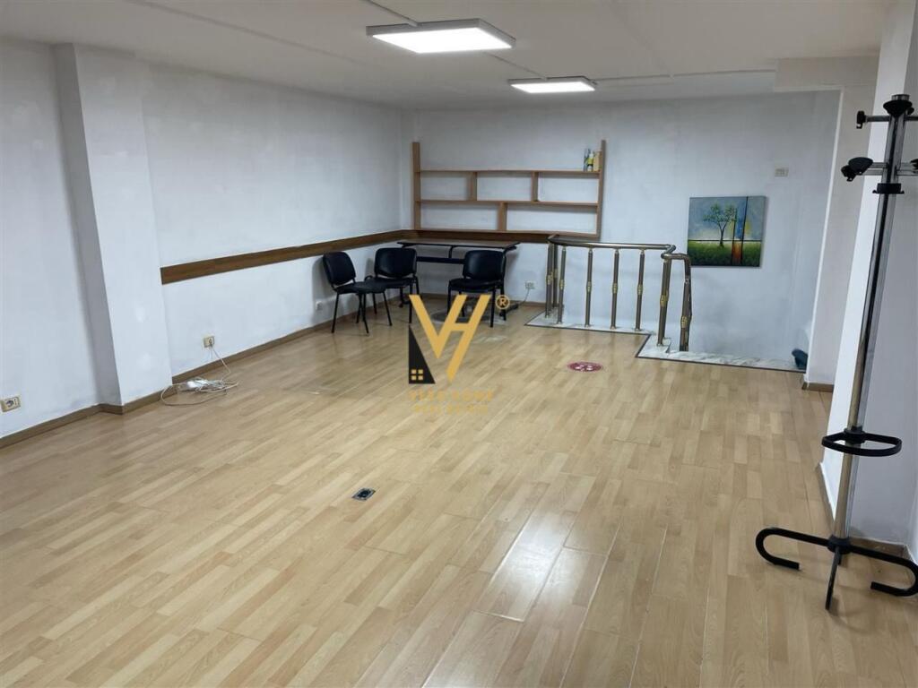 RENTING SPACE 62 M2 AT SELVIA 400 EURO