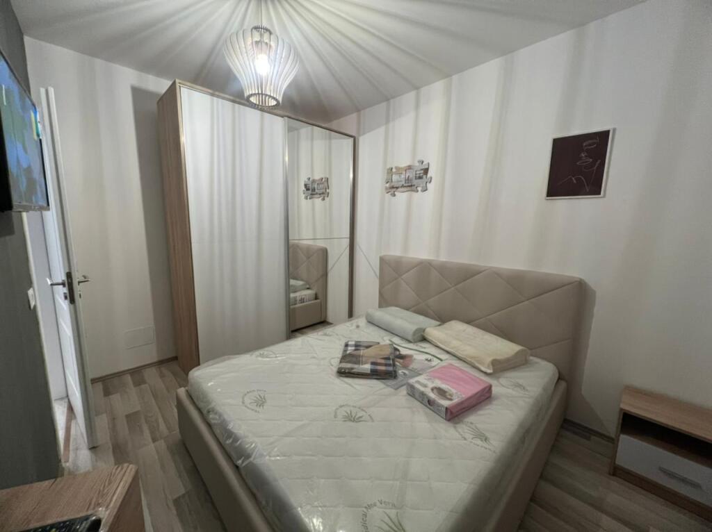 Jepet me qira 1+1 ASTIR Vila L 400€