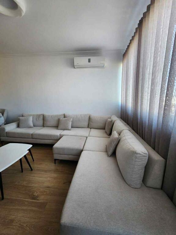 FOR RENT 2+1+PARKING AT GOLDEN PARK AMERICAN 3