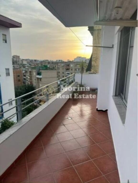 Affitto, Appartamento 2+1, Xhamlliku, 500 euro/mese