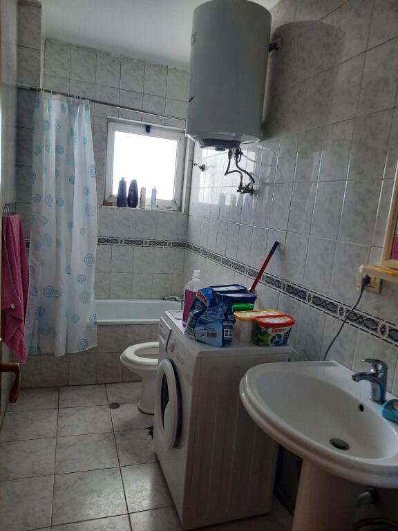 For rent 2+1 LAPRAKE AT THE CROSSROAD 500 thousand lek
