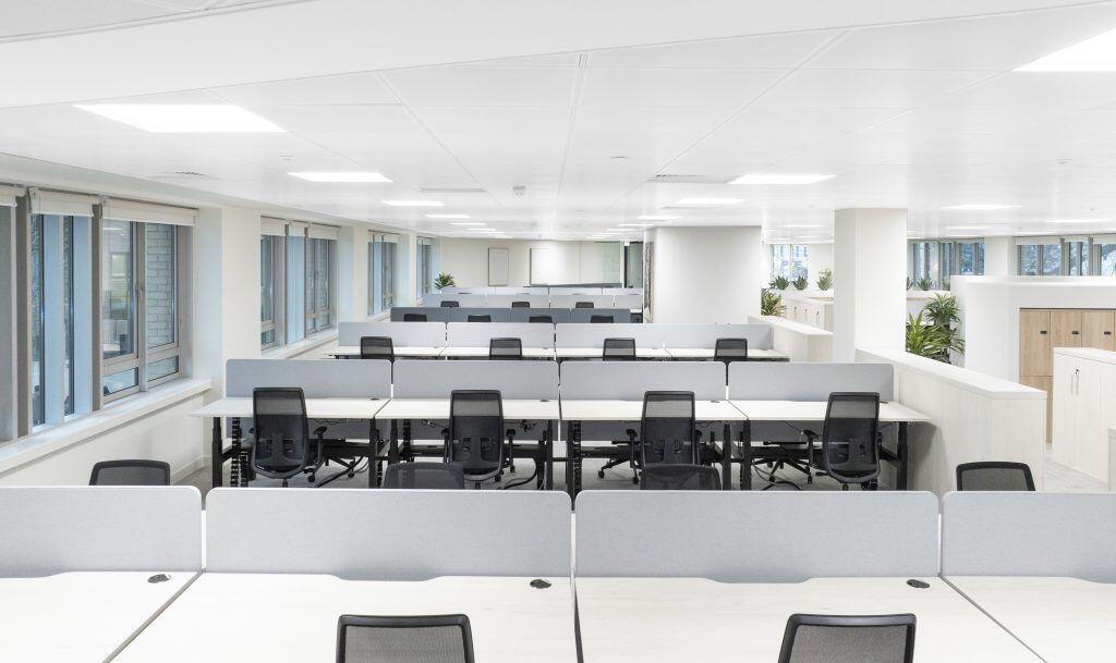 OFFICE FOR RENT 75M2 MINE PEZA 700 EURO