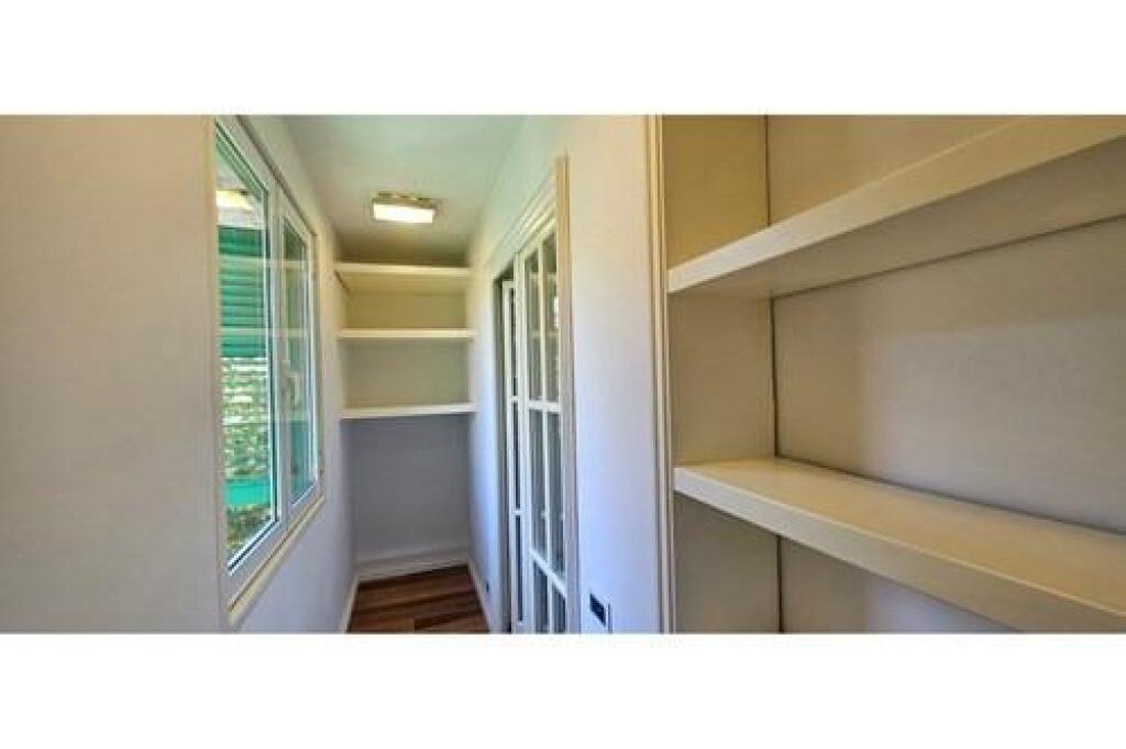 Apartment for Rent near the Red School