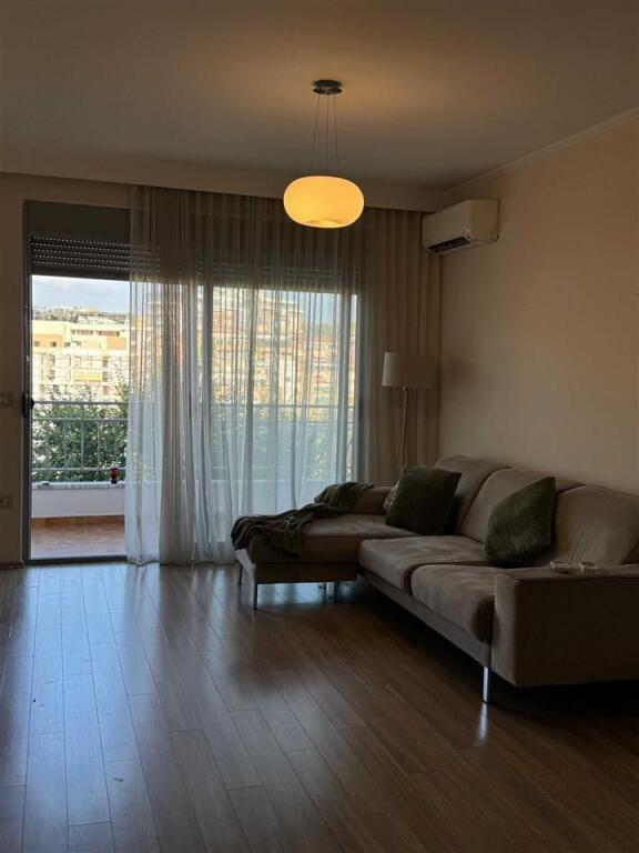 JEPET ME QERA APARTAMENT 1+1 60.000 LEKE LIQENI I THATE