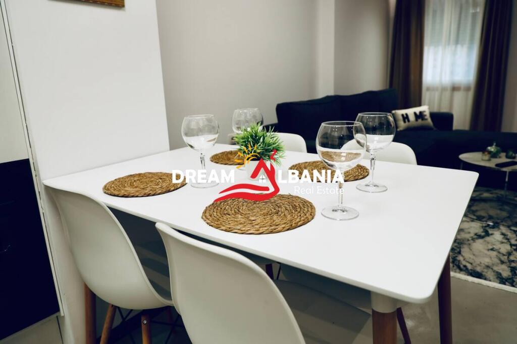 For rent for AirBnb 2 apartments 1+1 and studio on Kavaja street near Square 21 (ID 42111440)
