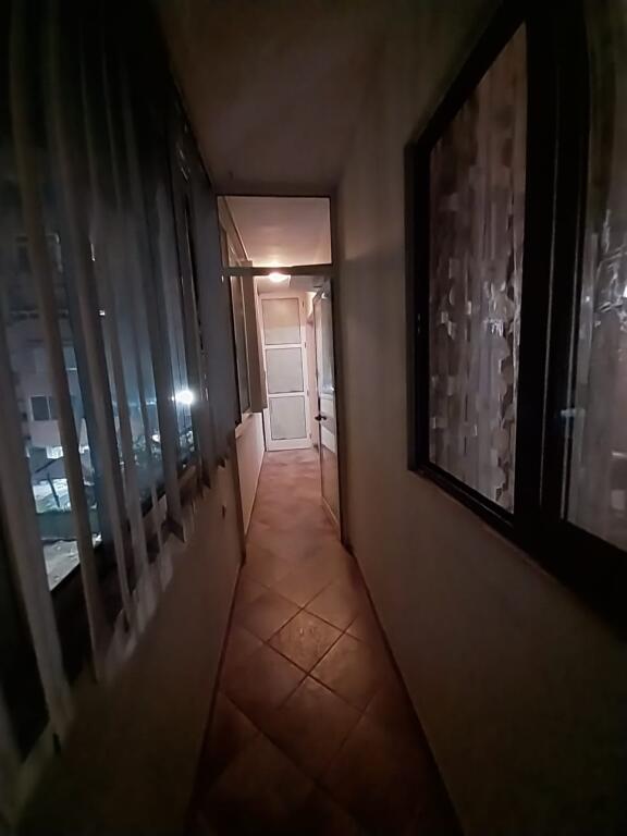 Apartament 1+1 Komuna e parisit( Kika 1)