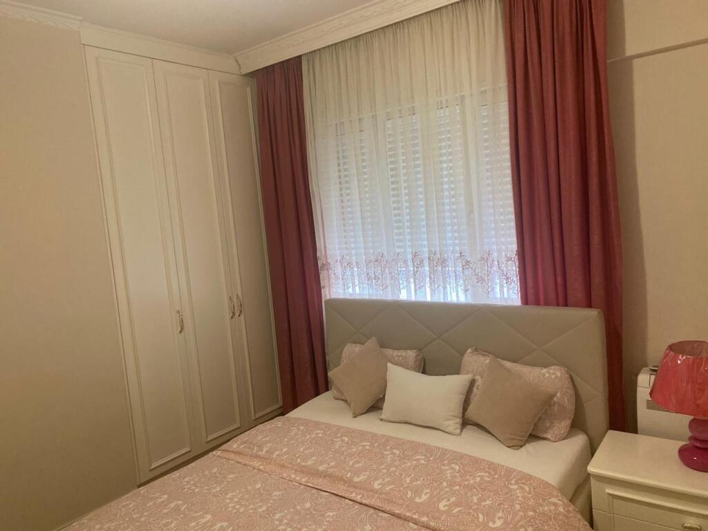 Apartament 2+1+2 me qera te Komuna e Parisit!