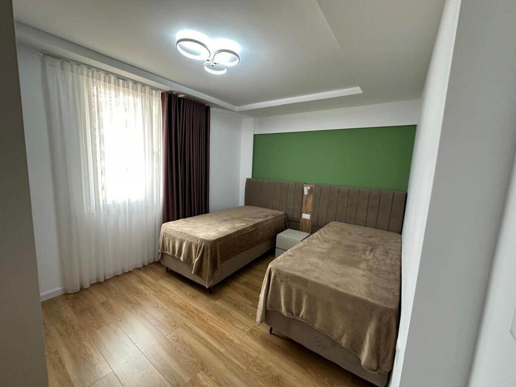 📣 Affitto Appartamento duplex 2+1+2  📍Centro, Tirana-💶 Prezzo 1400 euro al mese