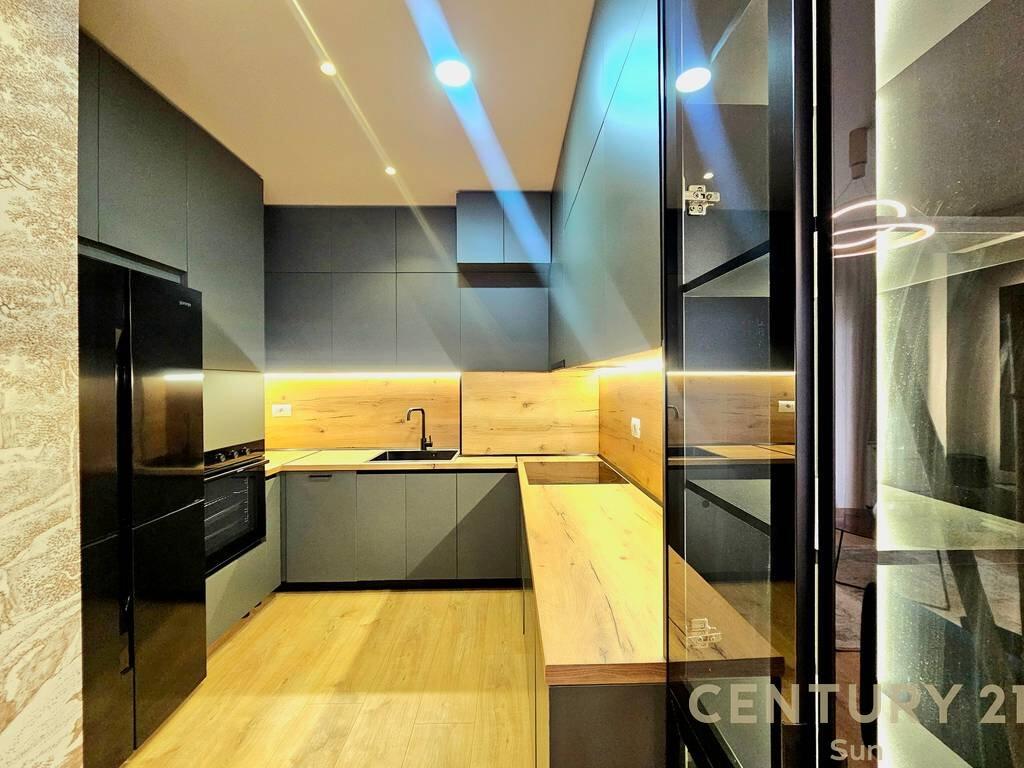 Apartment 2+1+2 for Rent – Panorama Complex, Tirana