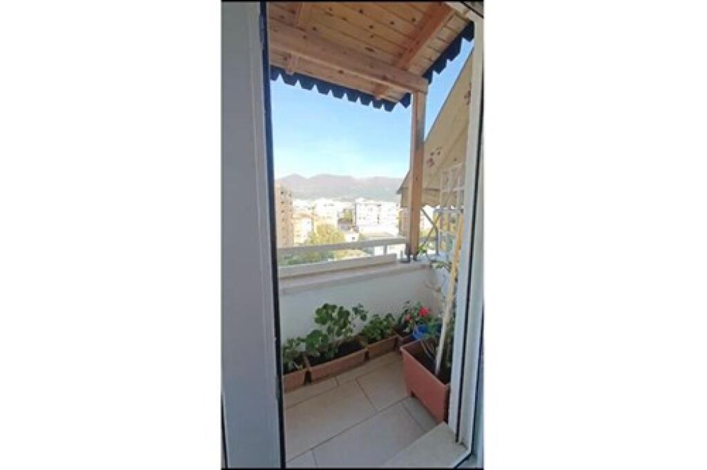 Apartament 2+1+2 tualete per Qira tek ATSH