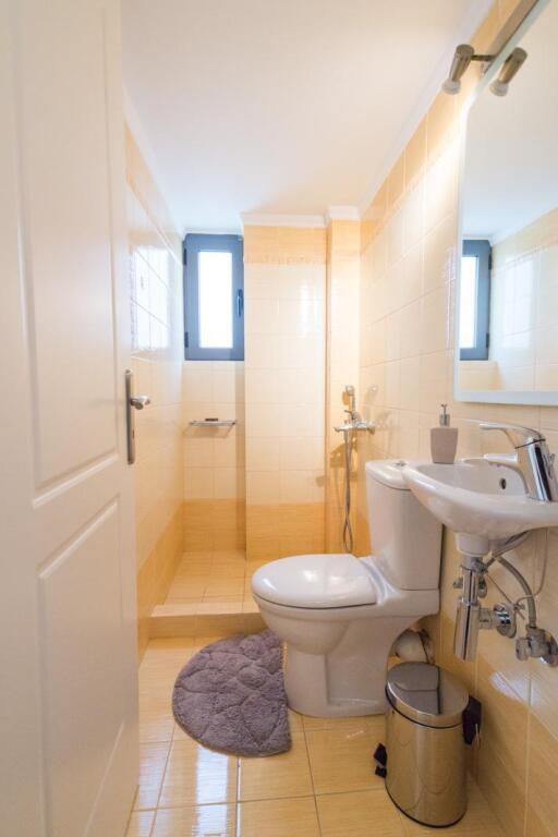 Apartament Me Qera 2+1 Ne Porcelan (ID B2201423) Tirane