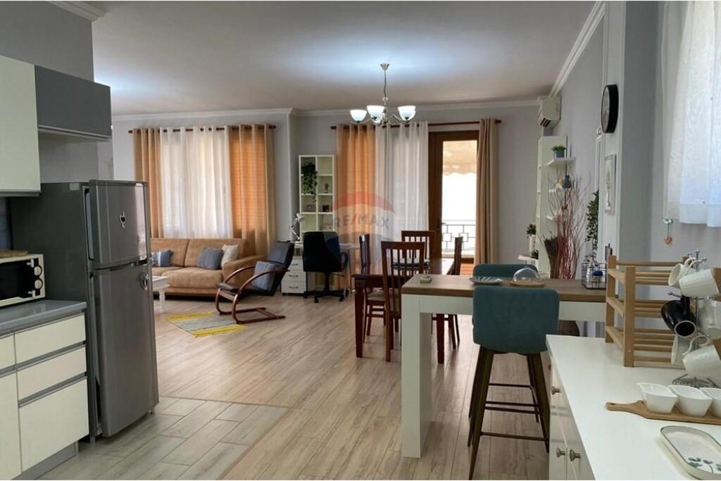 - 2+1 +2+parking space at *Elbasan Street-