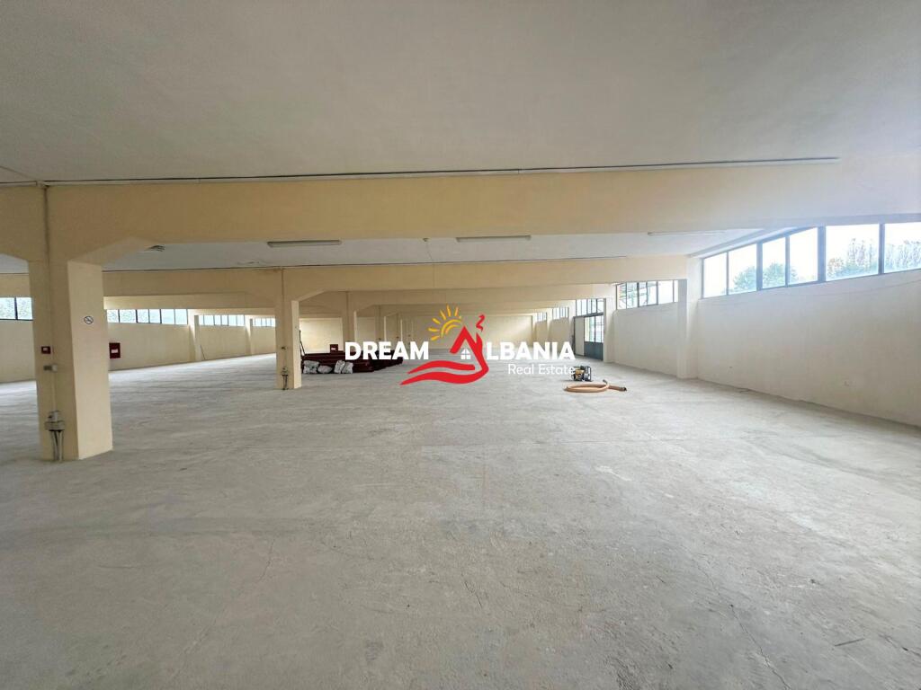Magazzini in affitto sull'autostrada TR-DR vicino a City Park a Tirana (ID 4281071)