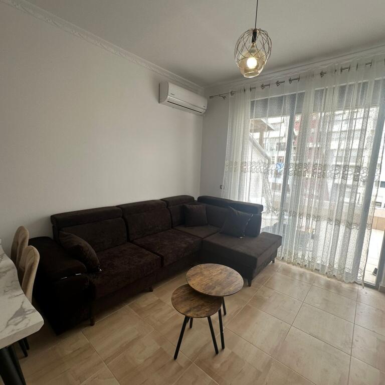 🚨Appartamento 3+1+2 in affitto 📍Brryli, vicino alla maternità Koco Glozheni  