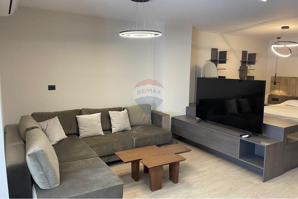 STUDIO APARTMENT FOR RENT IN CENTER