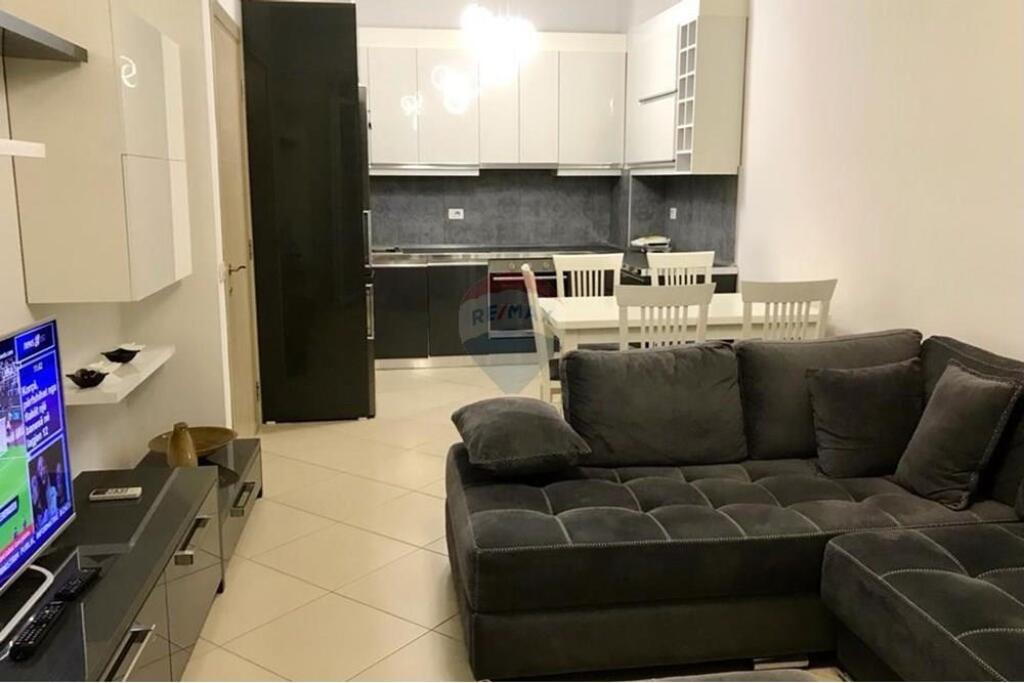 APARTAMENT 1+1 + POST PARKIM TE GOLDEN PARK !