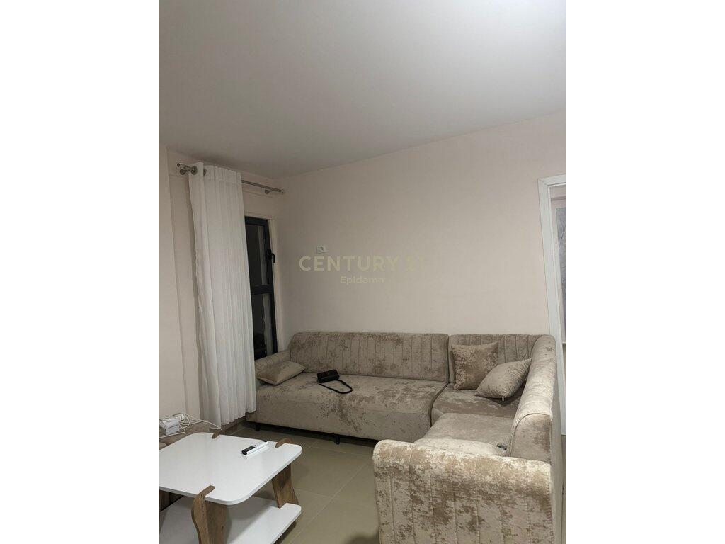 2+1 Apartment for rent in Plazh Hekurudha !