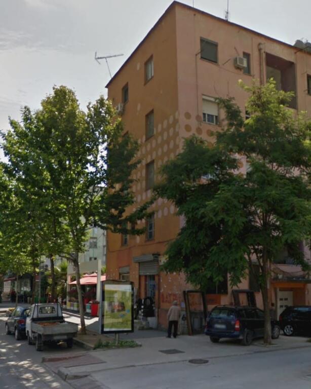Shesim apartament 2+1 te Zogu i zi prane shkolles "Harry Fultz".