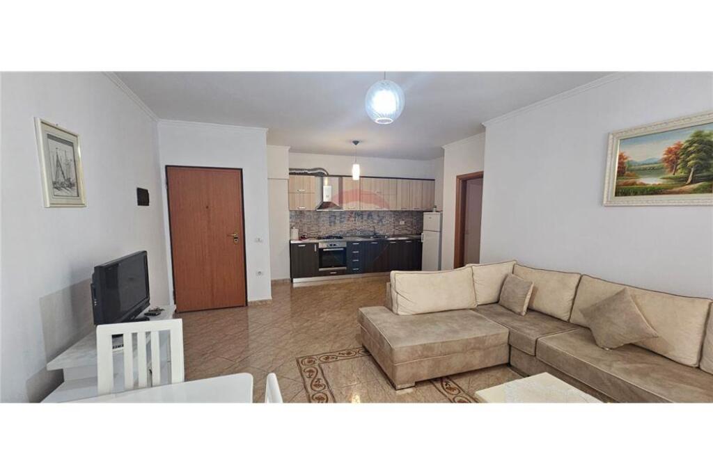 Appartamento in affitto (2+1), Via Kavaja